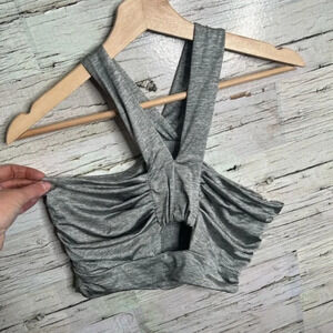 shakuhachi top  xs grey crop top